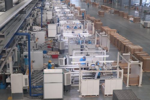 產(chǎn)能產(chǎn)值節(jié)節(jié)攀升，孝感漢川這座工廠持續(xù)釋放增長(zhǎng)動(dòng)能